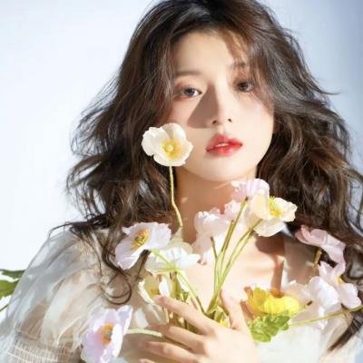 变成欧皇后，我和陆总闪婚了